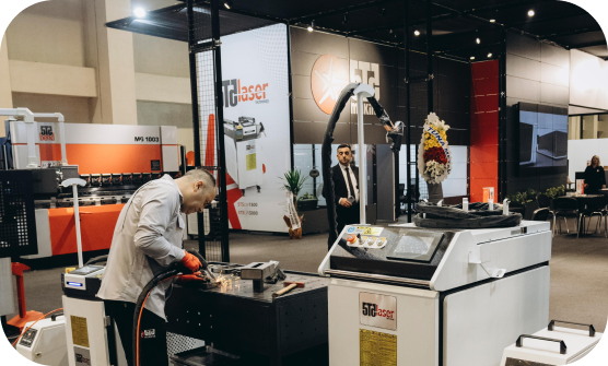 Türkiye’nin ve dünyanın üretim gücüne katkı sağlayan, yenilikçi, yüksek kaliteli ve sürdürülebilir makina teknolojileri ile tanınan, sanayi sektörünün lider ve öncü markası olmak.